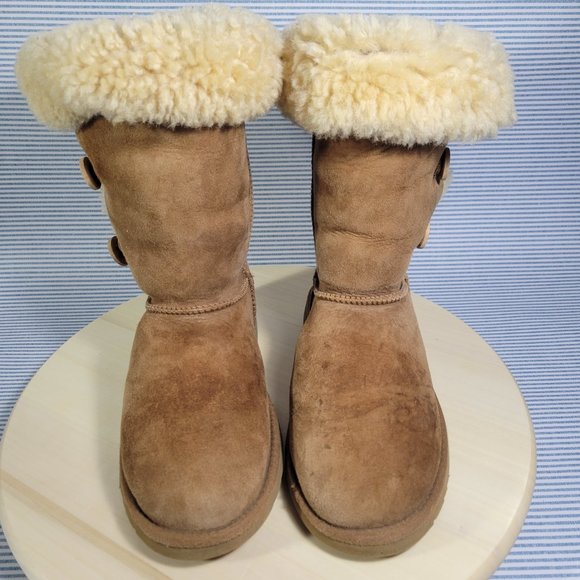 UGG AUSTRALIA 1962 BAILEY 3-Button Triplet Boots Suede Women's Size 5 Chestnut - Picture 2 of 11